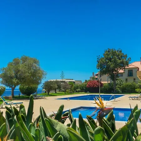 Apartment Baia 4 *